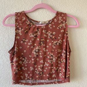 Floral sleeveless crop top